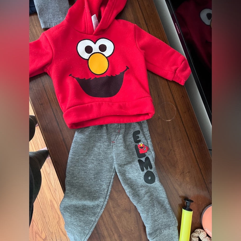 Red Elmo Kids Hoodie and sweatpants